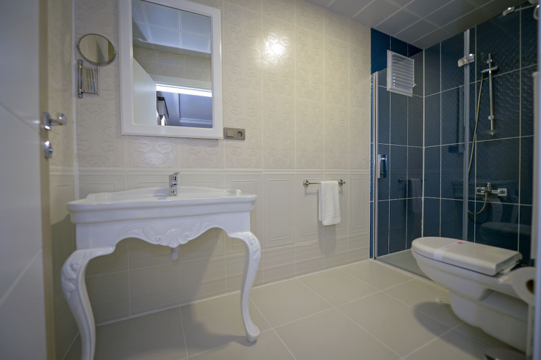 Bathroom 5, Hatunca Otel & Restaurant, Merkez