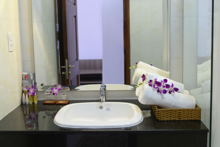 Bathroom 3, Coral Hotel, Vũng Tàu