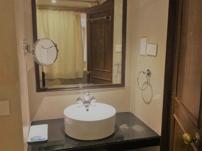 Bathroom 4, The Orbis Hotel, Coimbatore