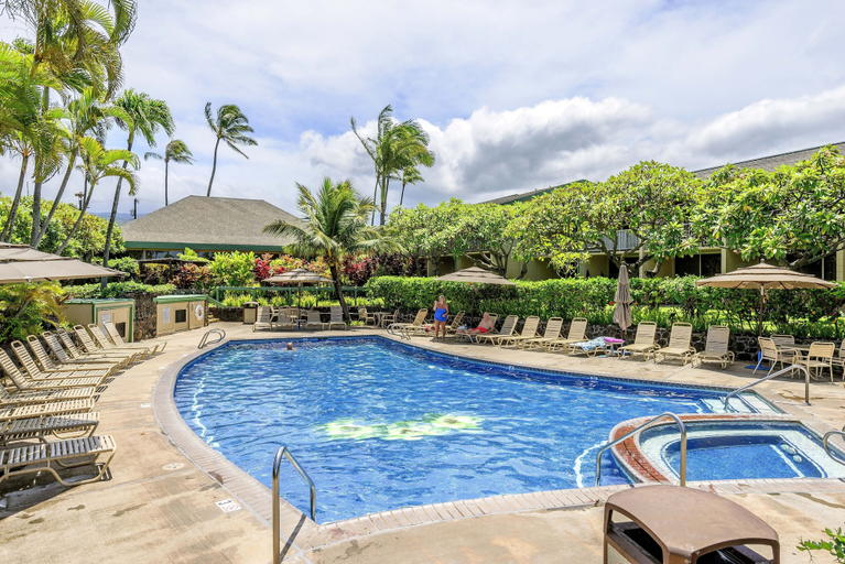 Sport & Beauty 5, Napili Shores D229 Studio Bedroom Condo by RedAwning, Maui
