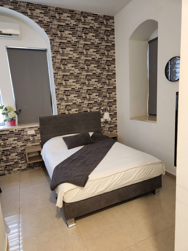 Bedroom 5, Ben Hillel Boutique Hotel