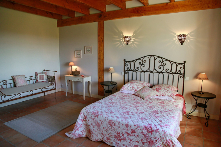 Bedroom 3, Domaine le Muret, Aveyron