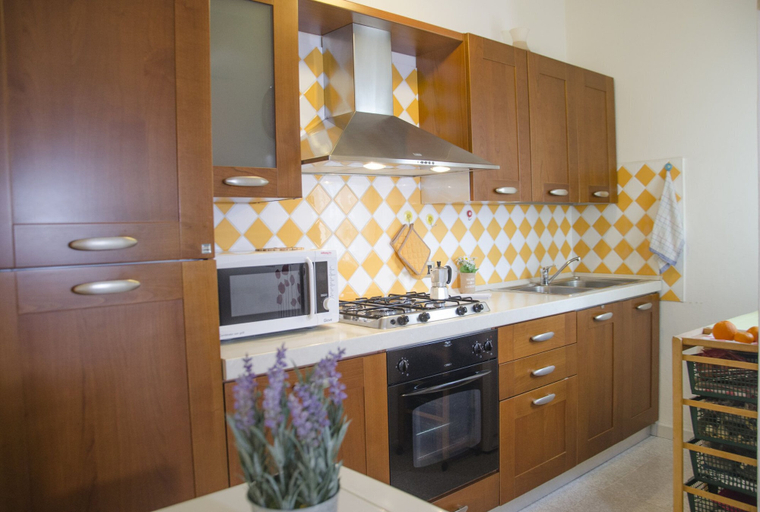 Others 4, Casa Lampuga, Sassari