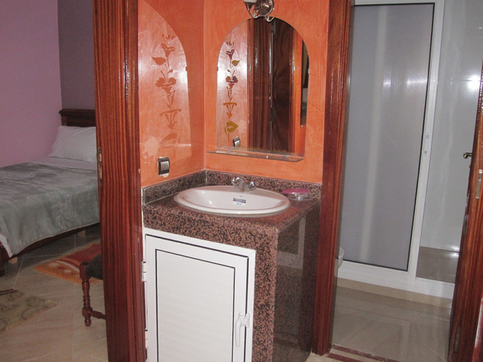 Bathroom, Residence Malak Ikamati