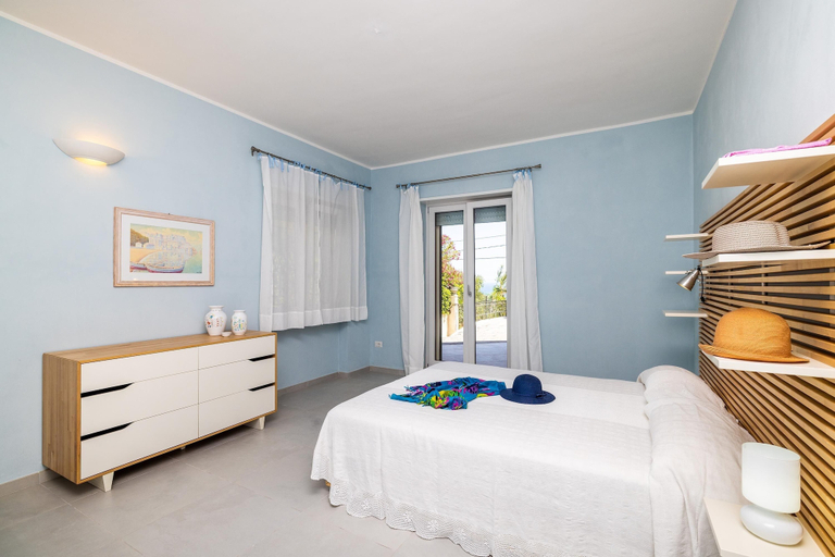 Room 4, 3030 Villa Meridia- Bilocale by Barbarhouse, Foggia