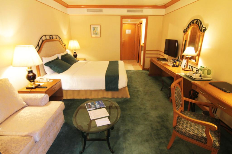 Bedroom 14
