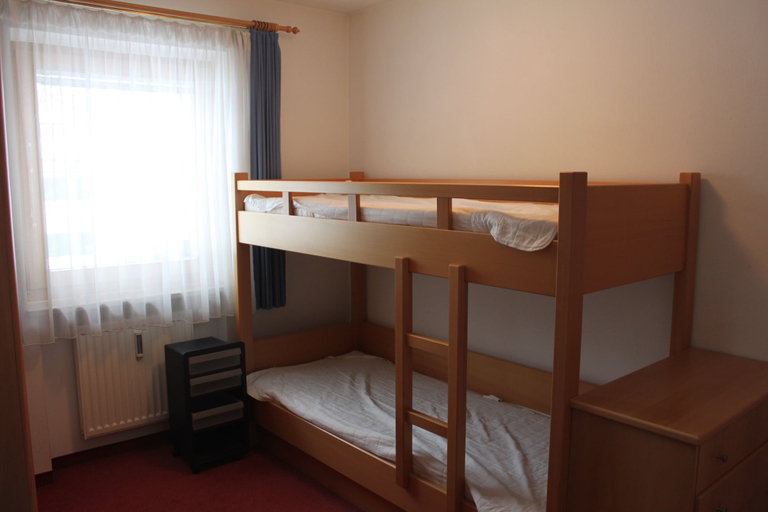 Bedroom 3, Ferienwohnungen am Dorfplatz, Zell am See