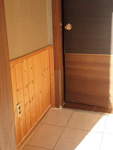 Others 5, Khan Motel, Pyeongtaek