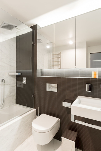 Bathroom 2, Relais Louvigny, Luxembourg
