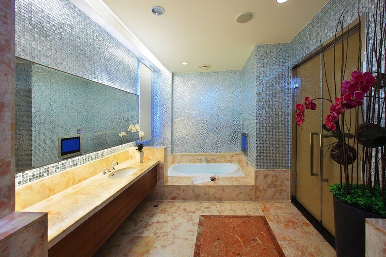 Bathroom 3, Spring Hotel, Taichung