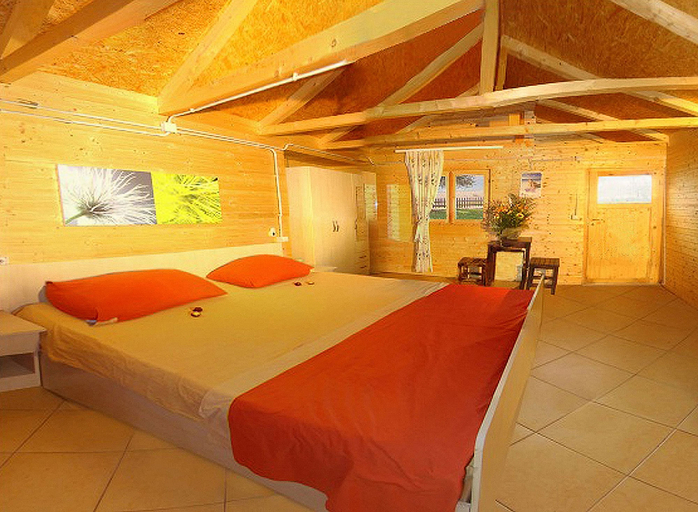Bedroom 3, Altea Beach Lodges, Vlorës
