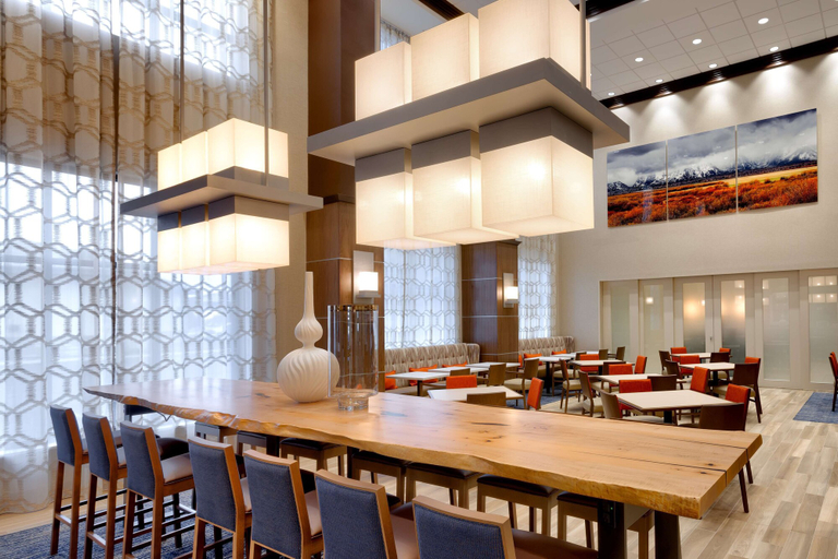 Food & Drinks 5, Hampton Inn & Suites Rexburg, Madison