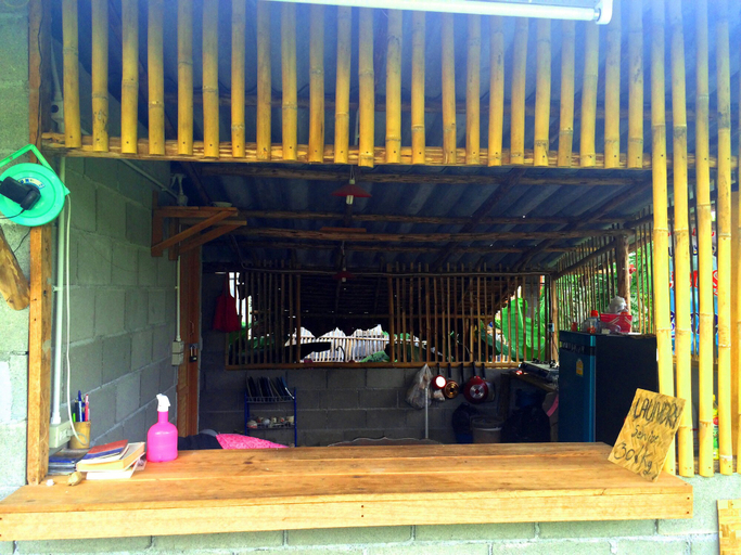 Food & Drinks, Sleepy Hut Pai, Pai