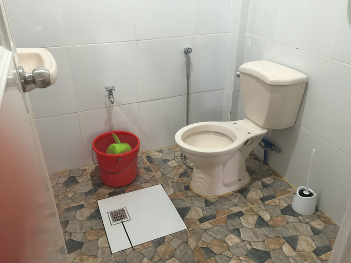 Bathroom 4, Precia Villavert Beach Resort, San Jose