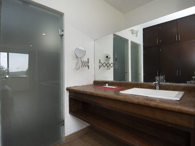 Bathroom 3, Quinta del Lago, Querétaro