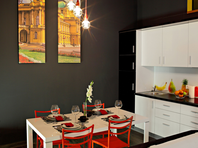 Others 5, Residence Park, Zagreb