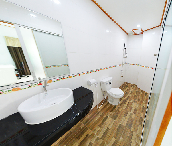 Bathroom 5, PN Home Service, Lat Krabang