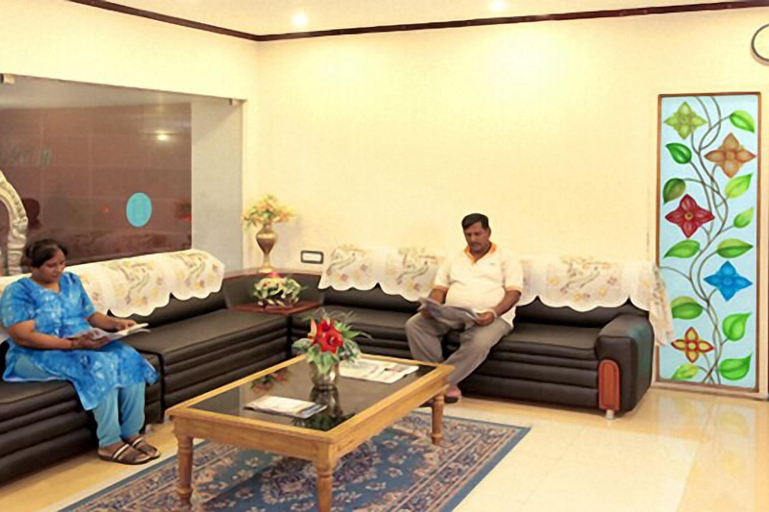 Others 5, Hotel Subham, Dindigul