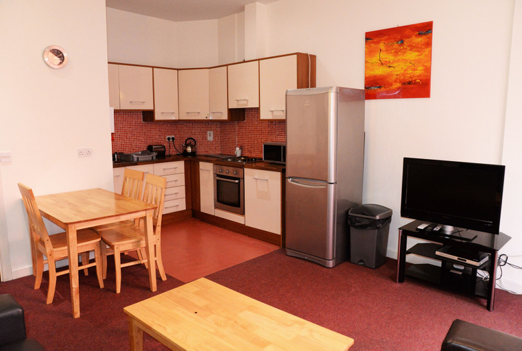 Others 4, Blackmore Court