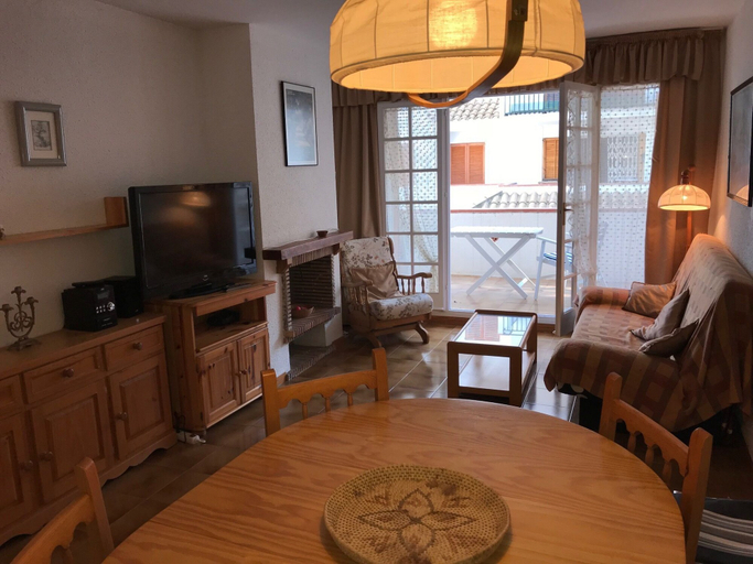 Others 5, Apartamento Voramar VII 1º B, Girona