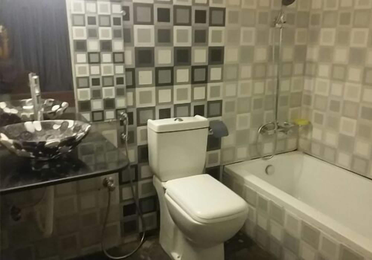 Bathroom 3, Kalki Resort and Cottages baga, North Goa