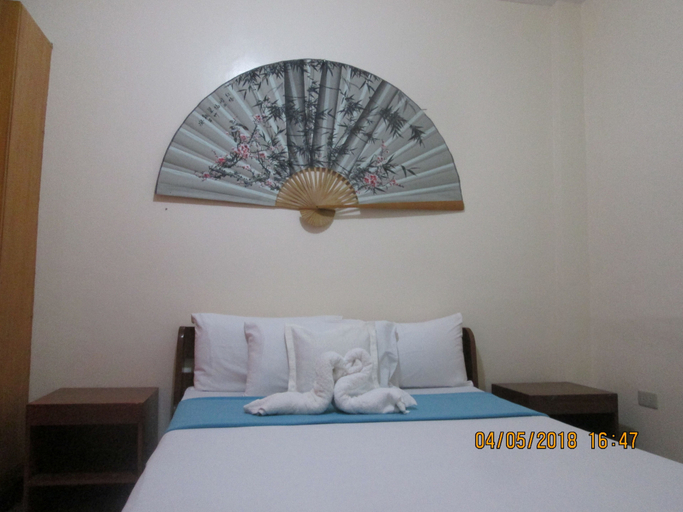 Bedroom 3, AGM Beachfront Resort & Resto, Donsol