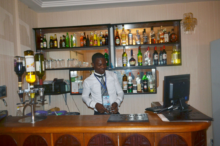 Food & Drinks 4, Hotel Magnificat, Golfe (incl Lomé)