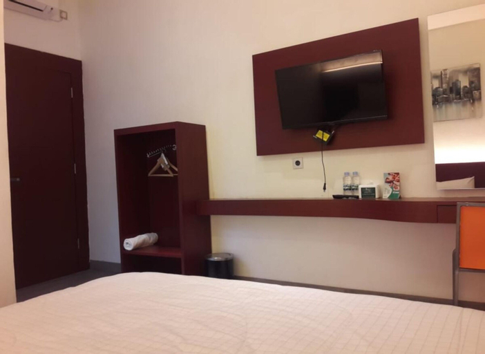 Bedroom 5, Marcell Hotel, Deli Serdang