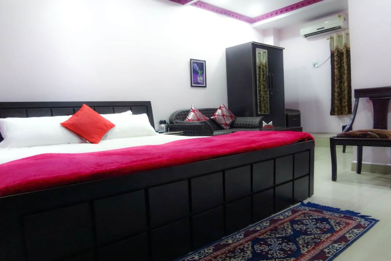 Bedroom 3, Hotel Parvati Palace, Sehore