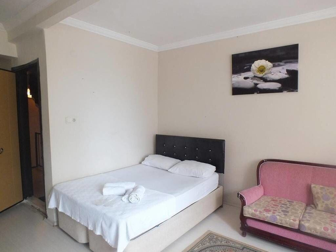 Bedroom 2, Pera Suites & Studios, Beyoğlu