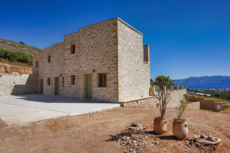 Exterior & Views 2, Villa Stylianos - Hostel, Crete