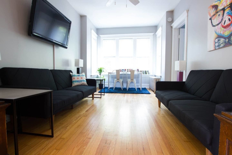 Others 5, Classic Lincoln Park Charmer - 3bdr Steps to Train, Cook