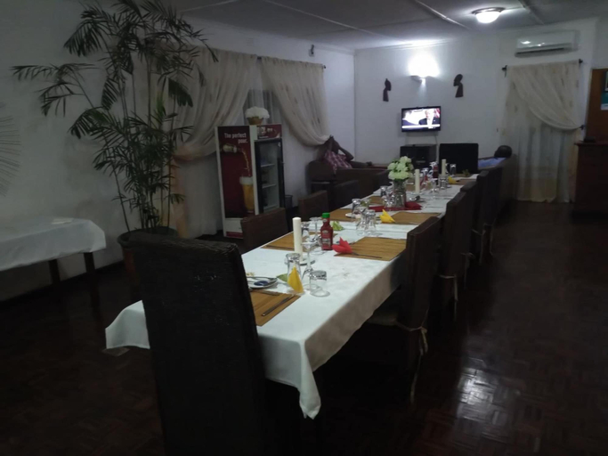 Food & Drinks 5, Kuku Royal Lodge, Ndola