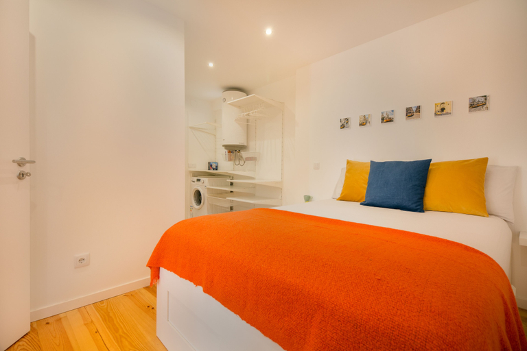 Bedroom 3, Bica Historical Tram Apartment, Lisbon
