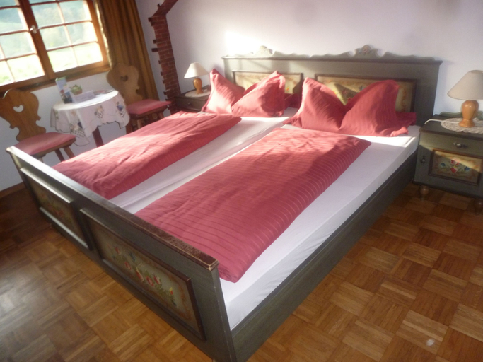 Bedroom 3, Rommelehof, Ortenaukreis