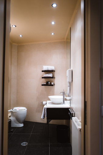 Bathroom 4, Trikolonion Country Hotel, Peloponnese