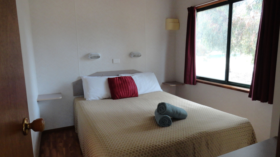Bedroom 2, Kangaroo Island Cabins, Kangaroo Island