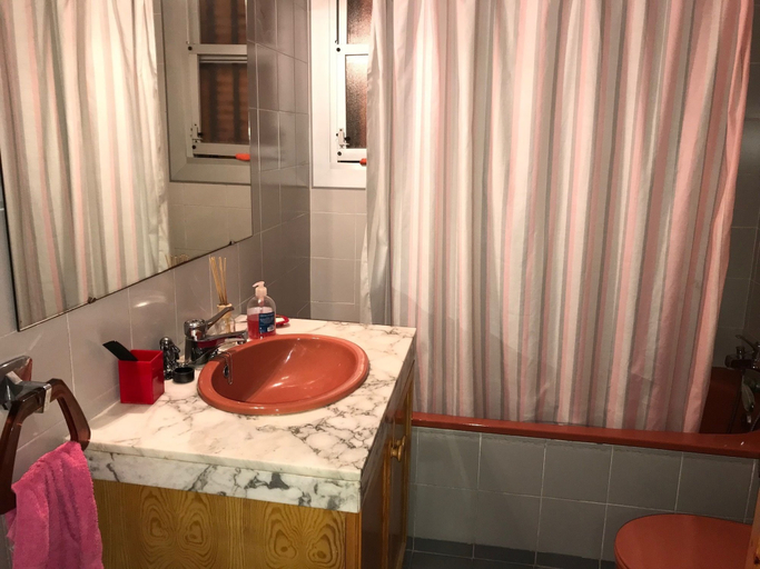Bathroom, Apartamento Voramar VII 1º B, Girona
