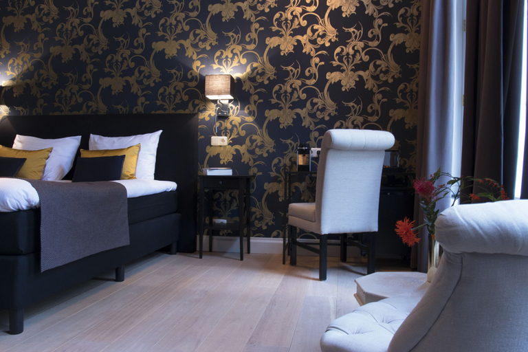 Bedroom 3, Grand Canal Boutique Hotel, Amsterdam