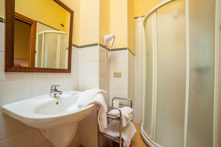 Bathroom 3, Agriturismo Le Mistral, Verona