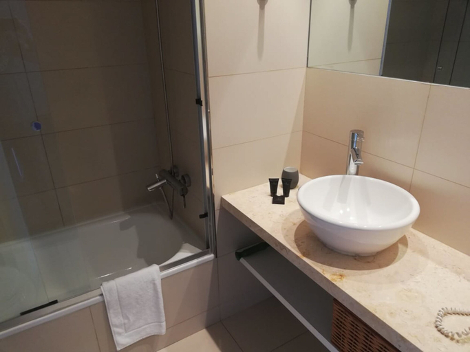 Bathroom, Garay & Chacabuco, Chacabuco