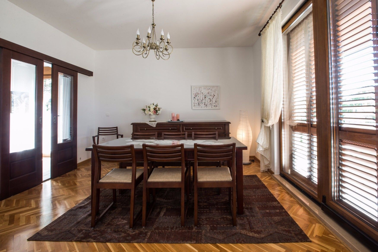 Others 5, Villa Karla, Baška Voda