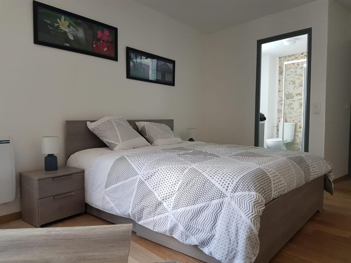 Bedroom 3, Les chambres d'Orsay, Essonne