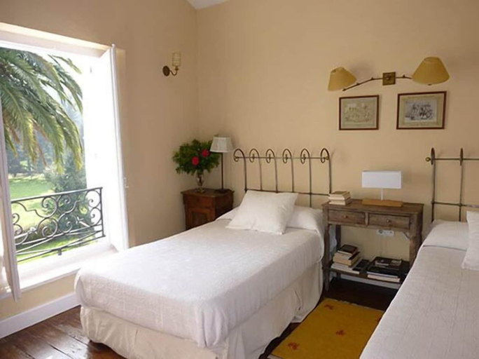Bedroom 4, La Casona Azul, Cantabria