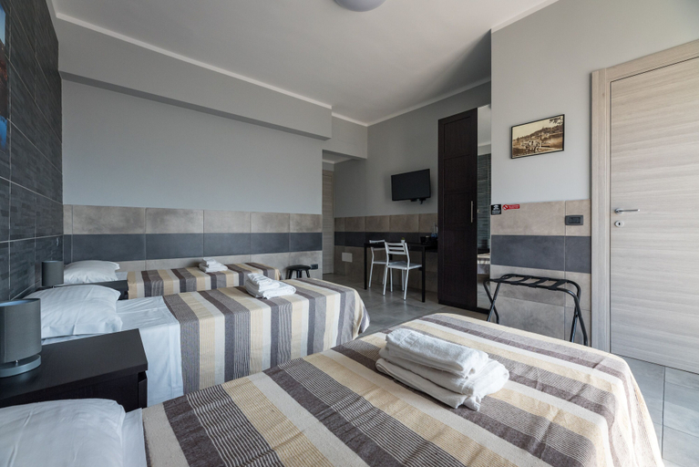 Bedroom 4, La Montrucca camere, Torino