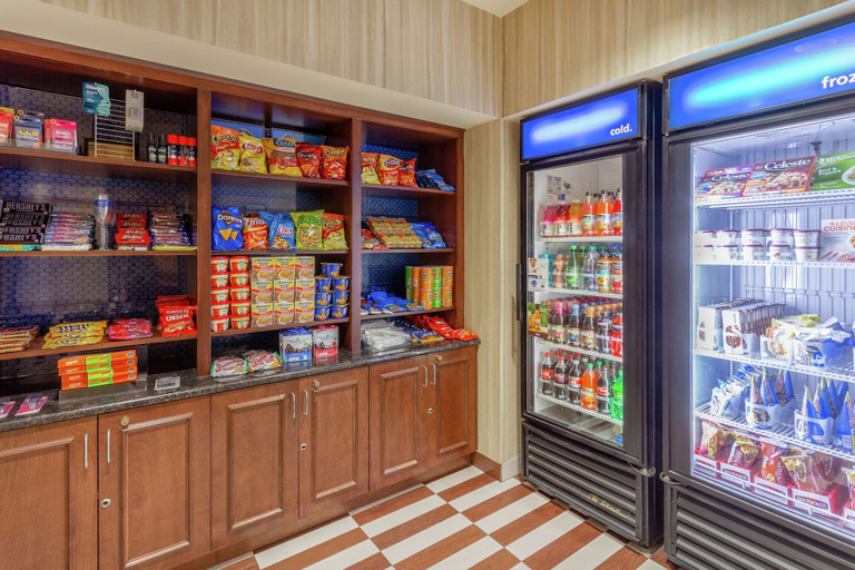 Food & Drinks 4, Hampton Inn Baltimore/Owings Mills, Baltimore