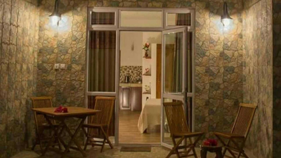 Others 4, Easy Stay Residence