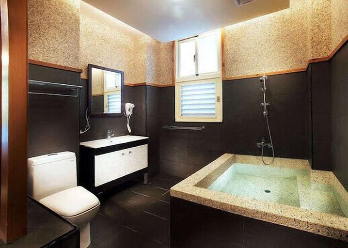 Bathroom 3, Yonghe Resort, Nantou