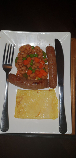 Food & Drinks 4, Maun Executive Inn, Ngamiland East