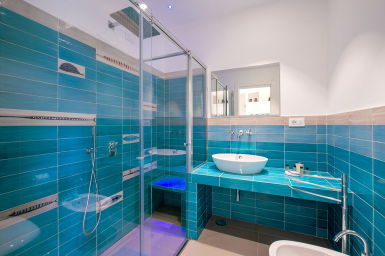 Bathroom 5, Casa Evelina Sorrento, Napoli